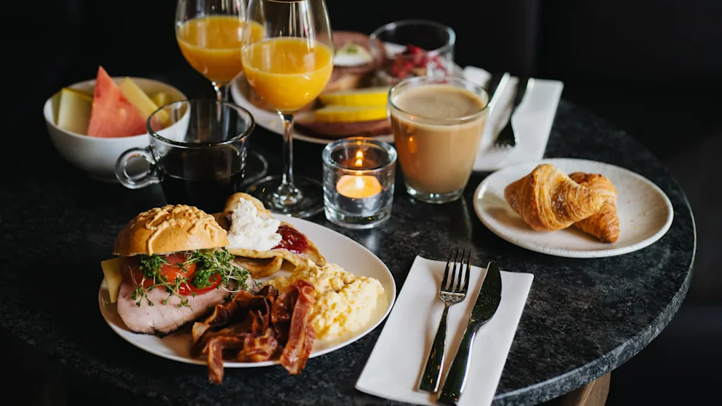 Clarion Hotel brunch